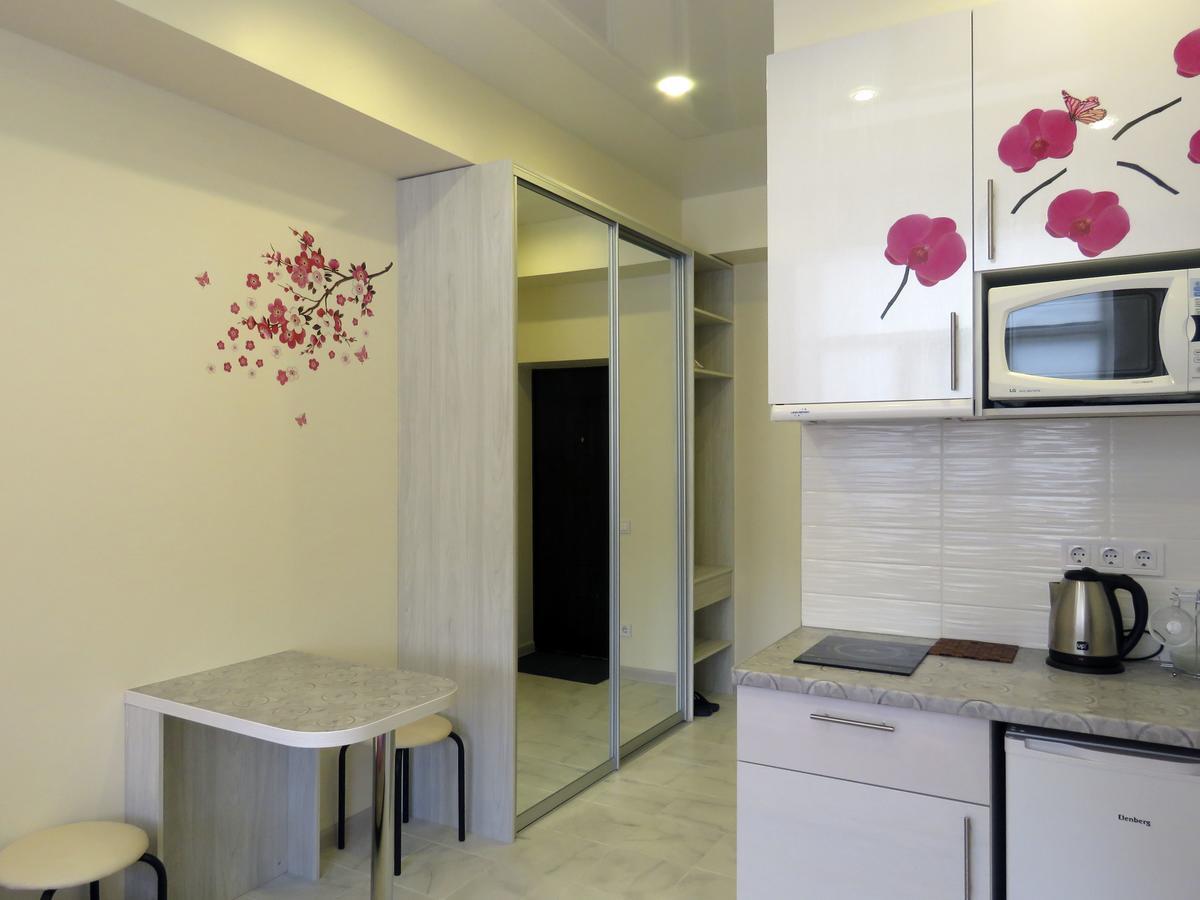 Korolenko Apartment Kharkiv Exterior photo